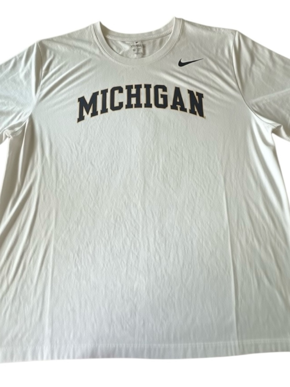 〽️💙 Michigan Nike White Tee - Picture 2 of 5